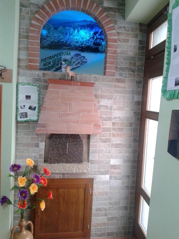 B&B L'Arabatana Pietrapertosa Bagian luar foto
