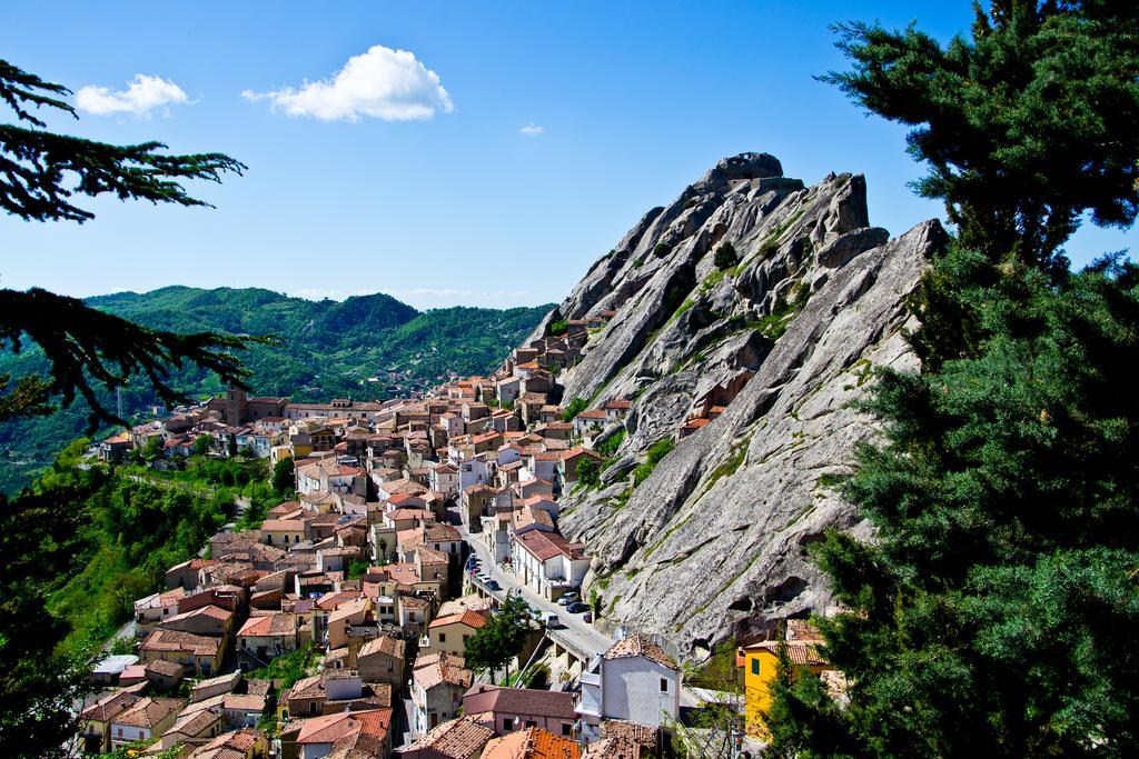B&B L'Arabatana Pietrapertosa Bagian luar foto