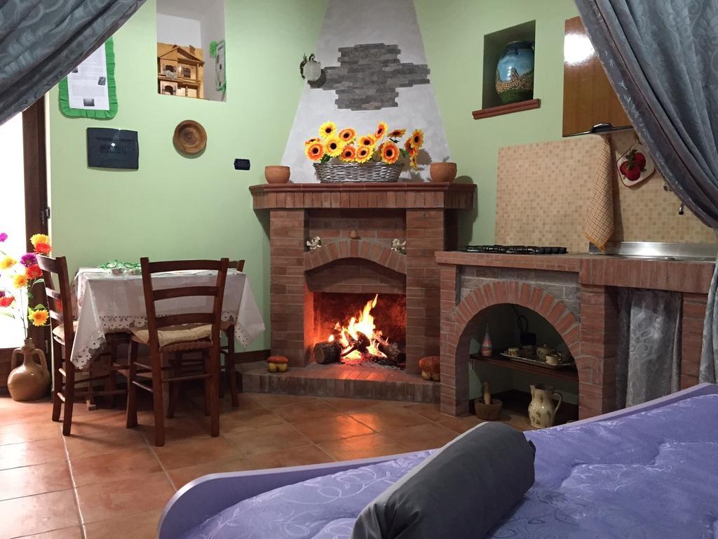 B&B L'Arabatana Pietrapertosa Bagian luar foto