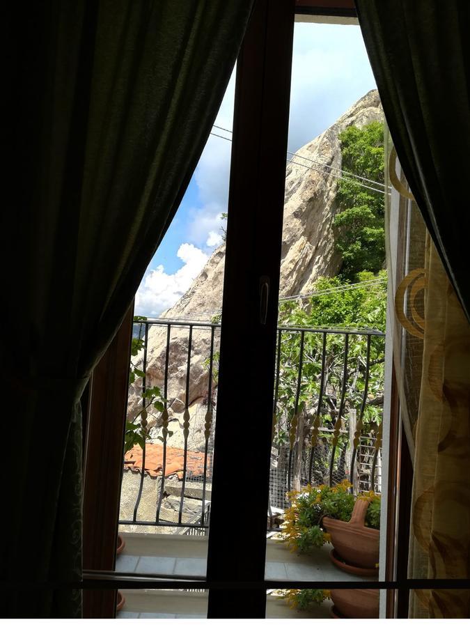 B&B L'Arabatana Pietrapertosa Bagian luar foto